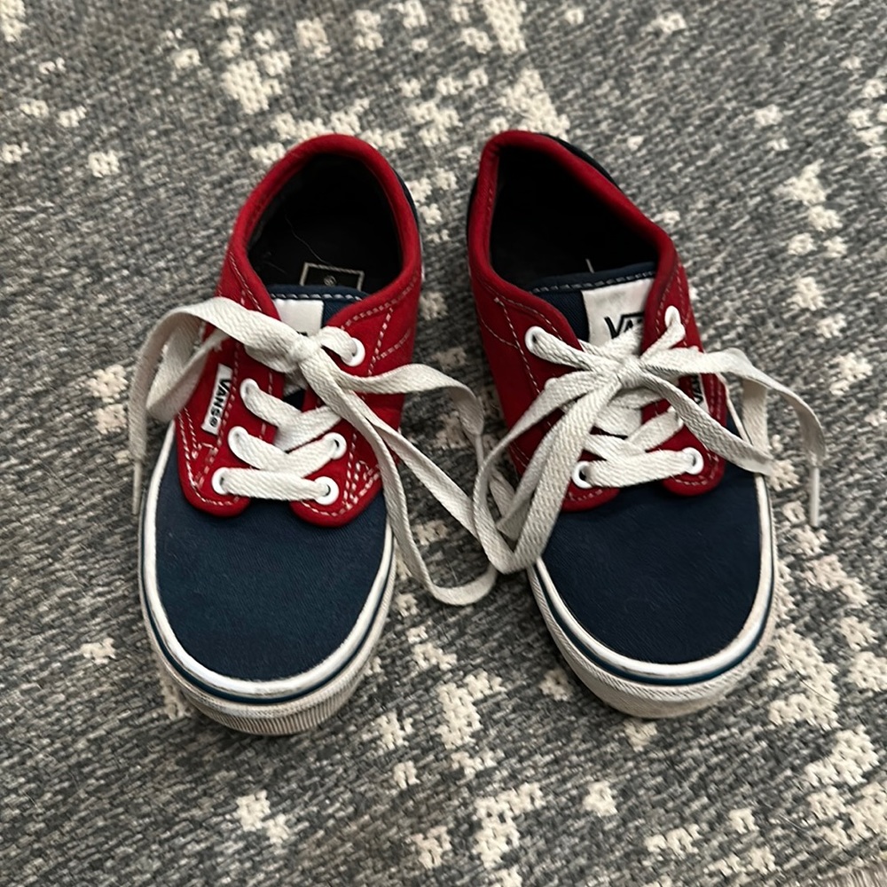 Youth size 11 good used condition vans ties red white and blue!
